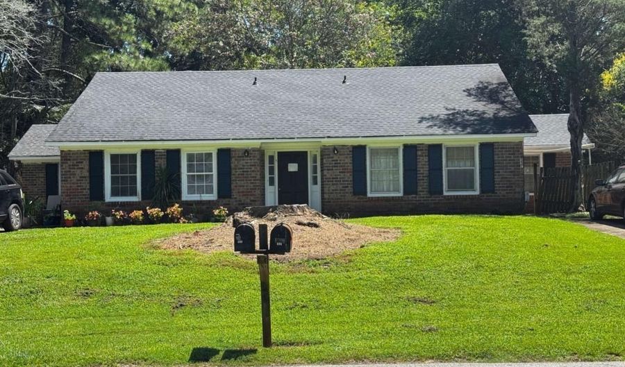 355-357 Jockey Clb, Athens, GA 30605 - 4 Beds, 2 Bath