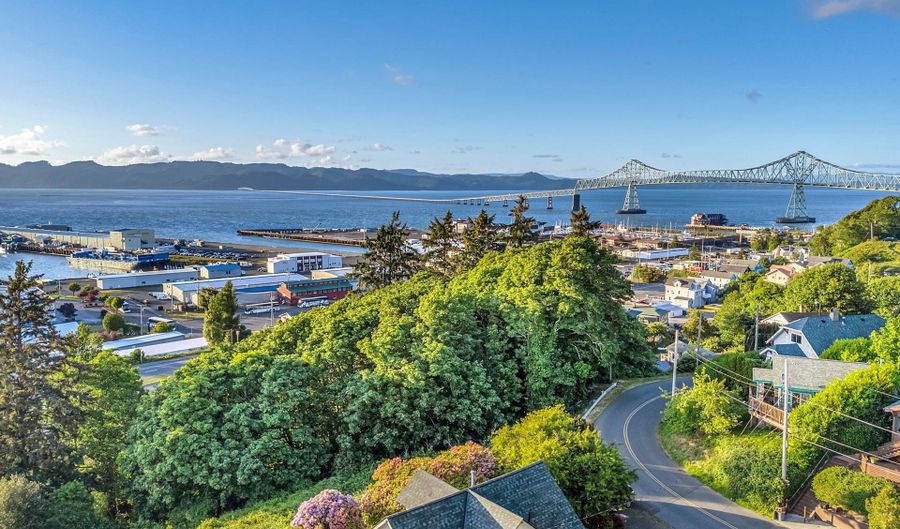 Lot 29504, Astoria, OR 97103 - 0 Beds, 0 Bath
