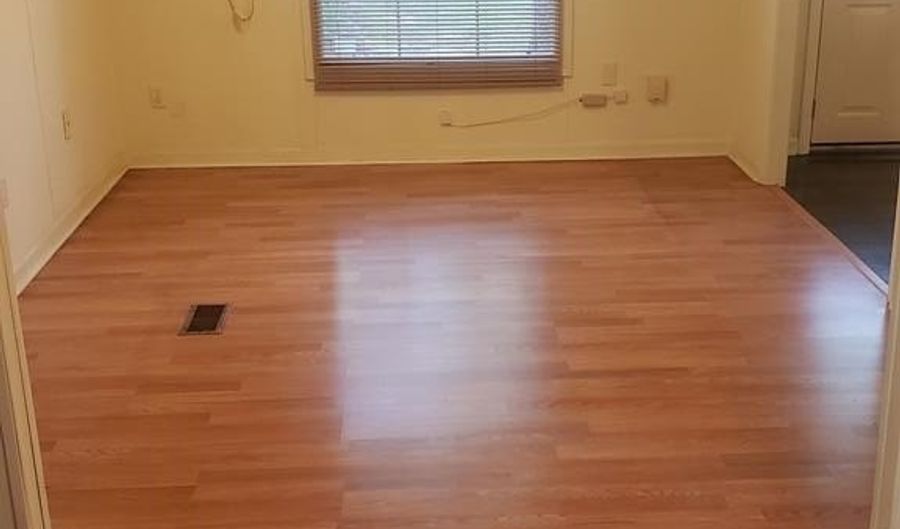 1927 Clark Travis Ln NE, Brookhaven, MS 39601 - 4 Beds, 2 Bath