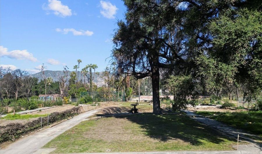 215 E Calaveras, Altadena, CA 91001 - 0 Beds, 0 Bath