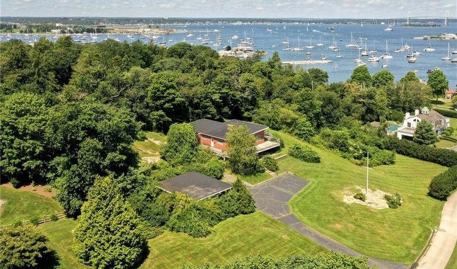 3 Harbor View Dr, Newport, RI 02840 - 3 Beds, 2 Bath