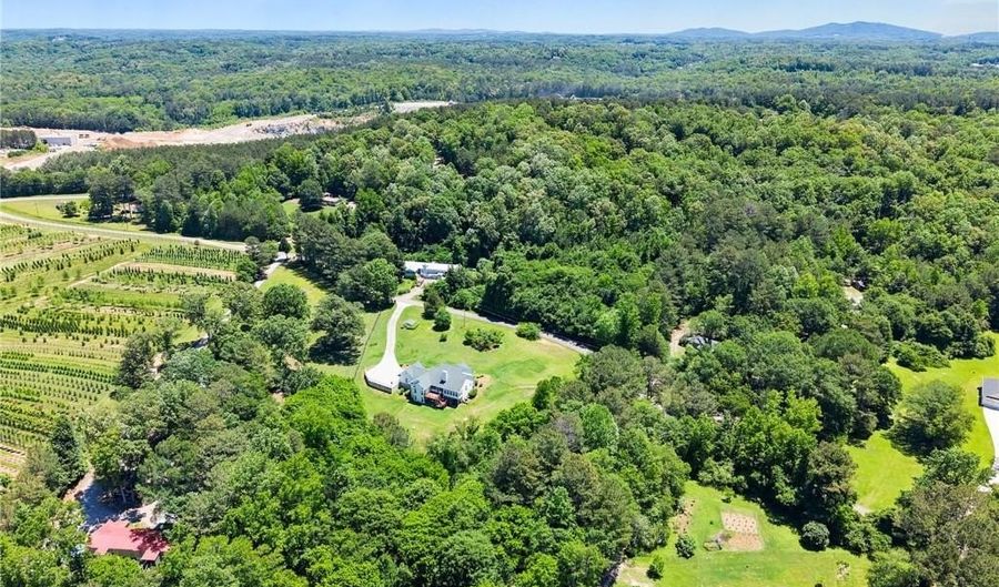 1617 Edwards Mill Rd, Ball Ground, GA 30107 - 4 Beds, 4 Bath