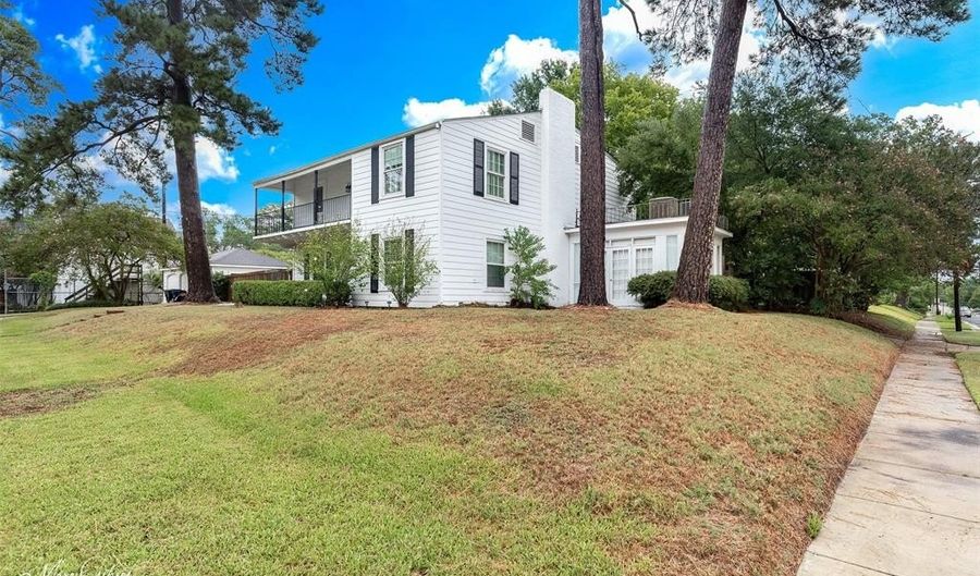 3821 Dillingham Ave, Shreveport, LA 71104 - 3 Beds, 6 Bath