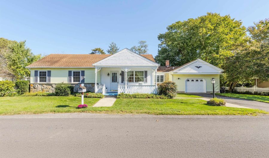 35 Maple Ave, Villas, NJ 08251 - 3 Beds, 3 Bath