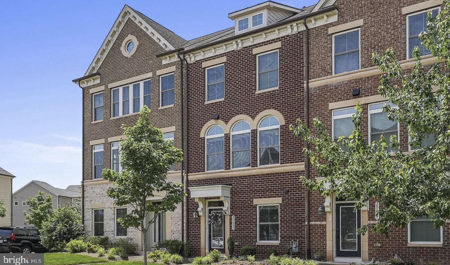 20649 DUXBURY Ter, Ashburn, VA 20147 - 4 Beds, 4 Bath