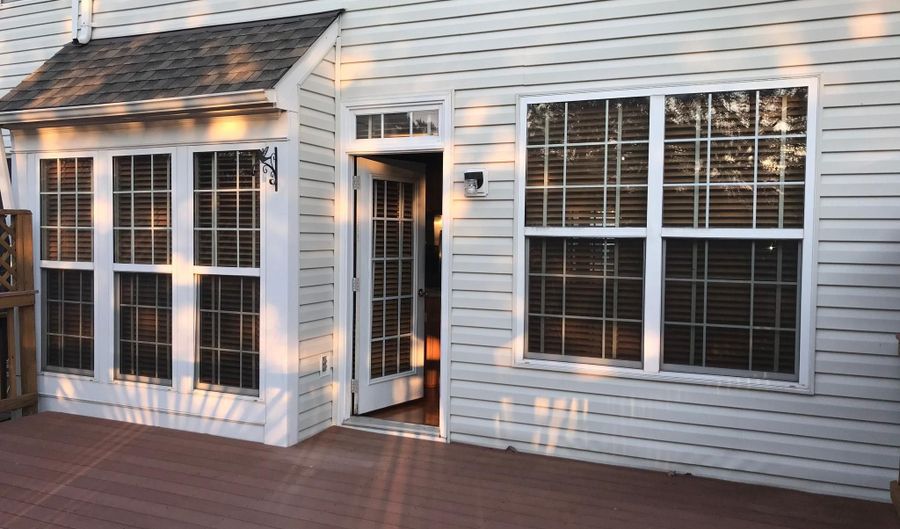 22519 MAISON CARREE Sq, Ashburn, VA 20148 - 3 Beds, 4 Bath