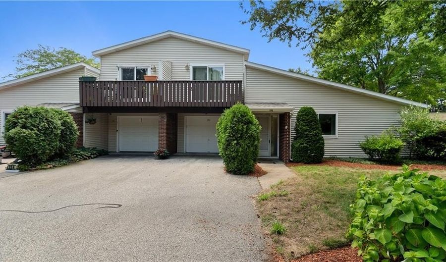 993 Williamsburg Cir, Warwick, RI 02886 - 1 Beds, 1 Bath