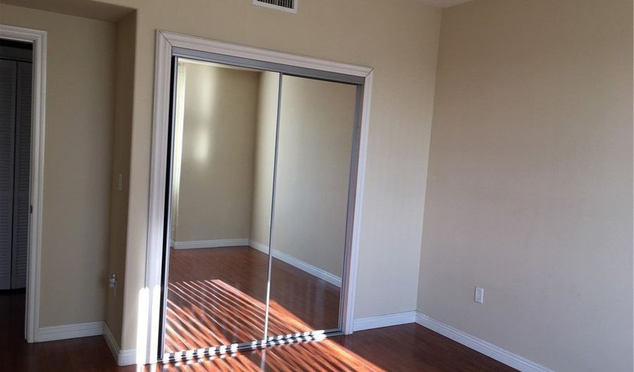 15435 Vanowen, Los Angeles, CA 91406 - 43 Beds, 24 Bath