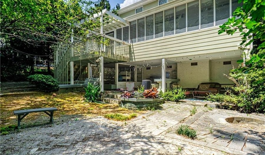 1450 Reynolds Dr, Auburn, AL 36830 - 4 Beds, 3 Bath