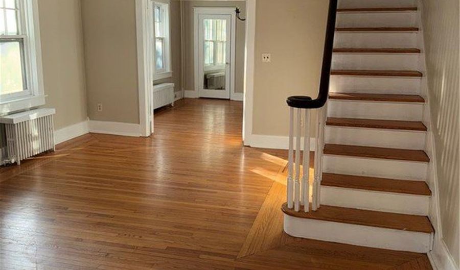 2033 W Tilghman St, Allentown, PA 18104 - 3 Beds, 1 Bath
