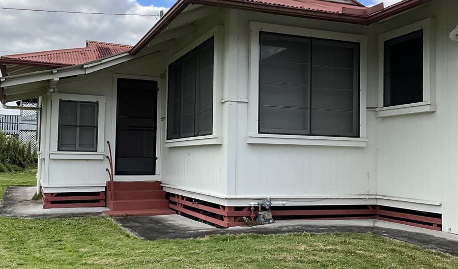 568 KALANIKOA St 2, Hilo, HI 96720 - 4 Beds, 4 Bath