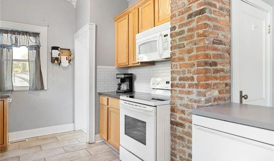1001 2nd Ave SW, Austin, MN 55912 - 2 Beds, 1 Bath