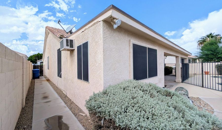 3331 N COPENHAGEN Dr, Avondale, AZ 85392 - 3 Beds, 2 Bath