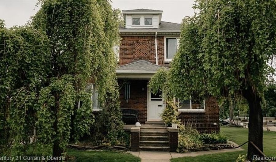 15261 DEMEAN Ave, Allen Park, MI 48101 - 3 Beds, 2 Bath