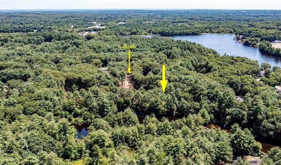 125 Whitehead Rd, Coventry, RI 02816 - 3 Beds, 2 Bath