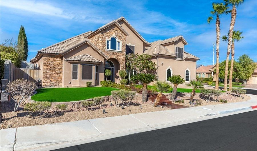 1516 Sunrise Cir, Boulder City, NV 89005 - 5 Beds, 5 Bath