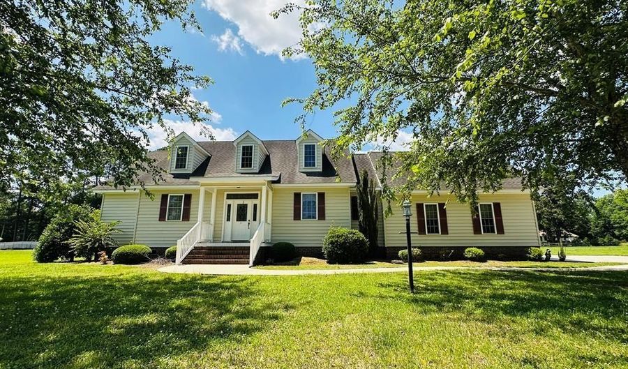 109 Sonora Dr, Ahoskie, NC 27910 - 3 Beds, 4 Bath