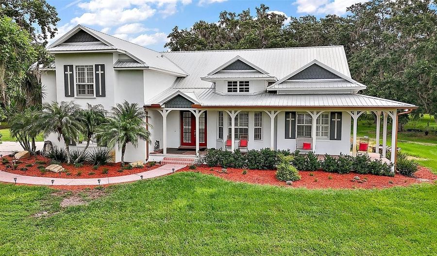 15104 COUNTY ROAD 48, Astatula, FL 34705 - 4 Beds, 4 Bath
