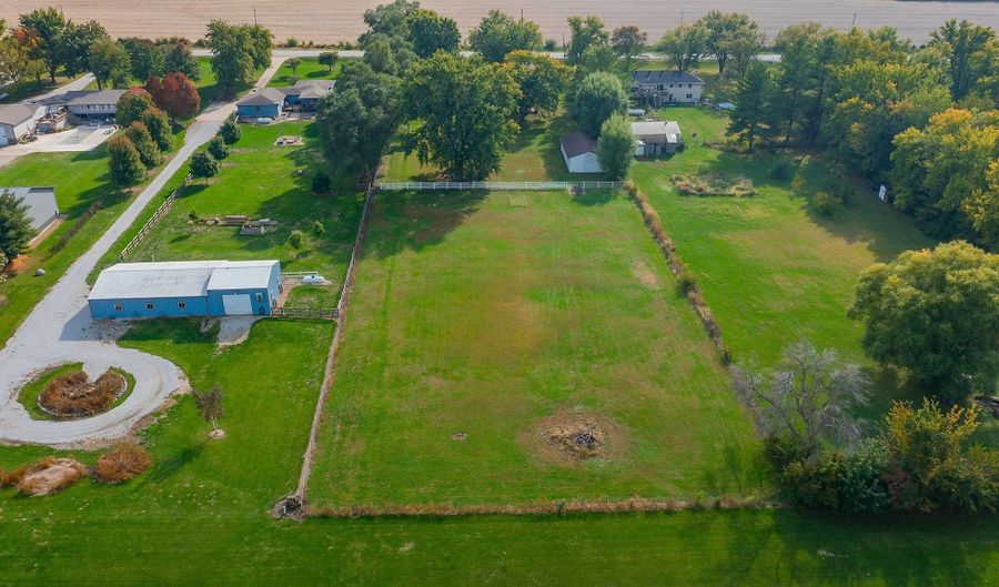 4476 NE 62nd Ave, Altoona, IA 50009 - 3 Beds, 2 Bath
