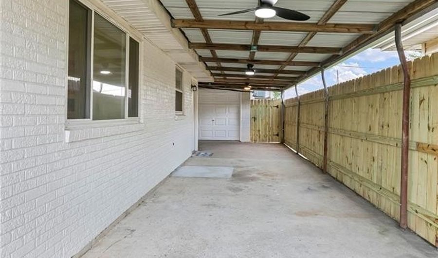 1710 SCHNELL Dr, Arabi, LA 70032 - 5 Beds, 4 Bath