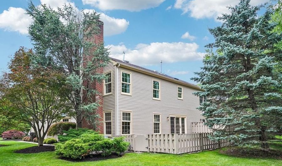 175 HUNTER Ct, Ambler, PA 19002 - 3 Beds, 3 Bath