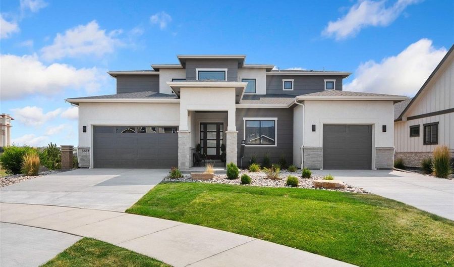 3662 N Buchanan Ct, Aurora, CO 80019 - 6 Beds, 4 Bath