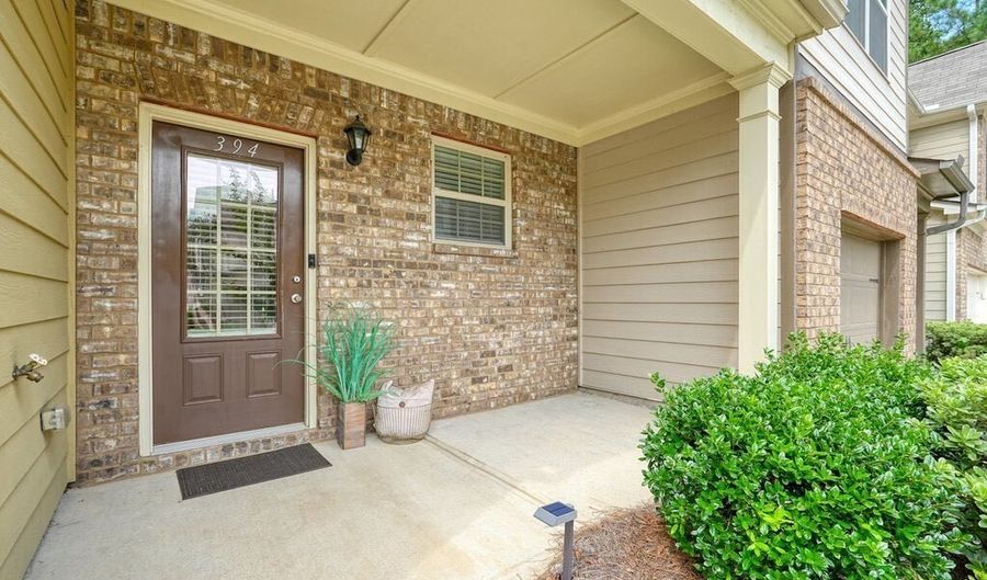 394 Franklin, Acworth, GA 30102 - 3 Beds, 3 Bath