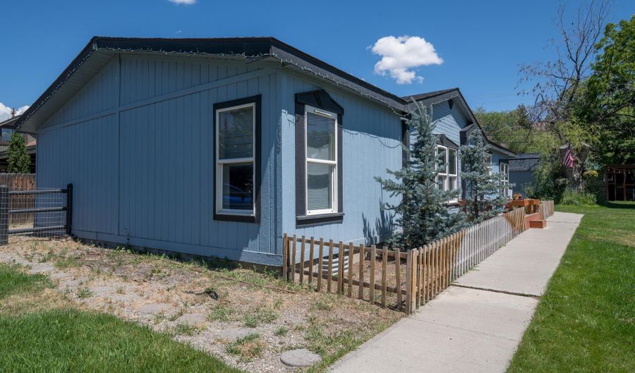 308 306 N Main St, Bellevue, ID 83313 - 3 Beds, 2 Bath