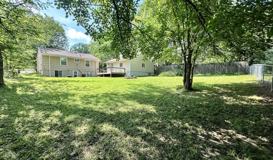 424 Hilltop Rd, Ames, IA 50014 - 3 Beds, 2 Bath