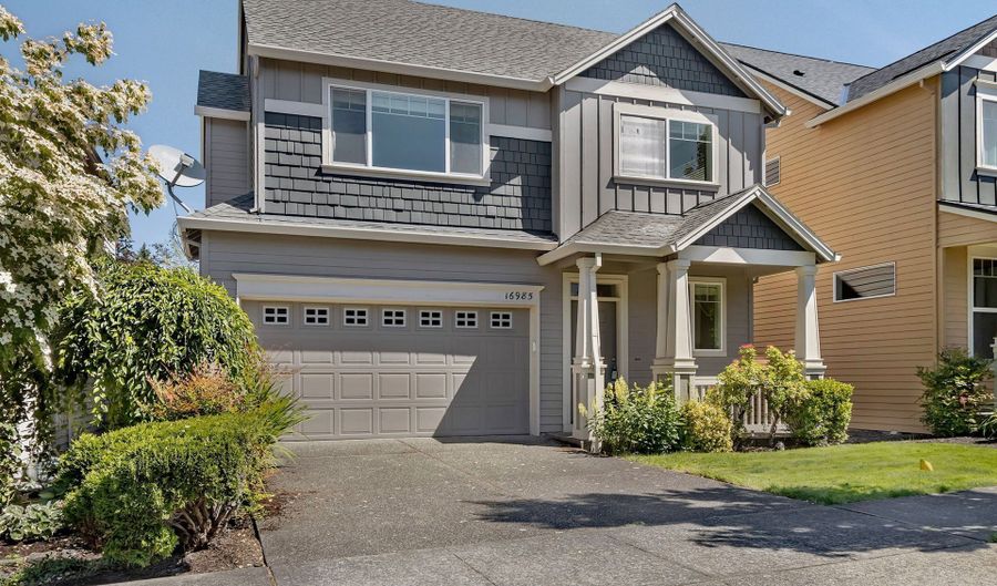 16985 NW SHADOW HILLS Ln, Beaverton, OR 97006 - 2 Beds, 3 Bath