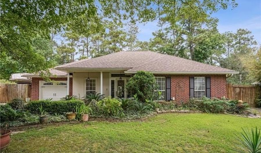 71215 SLOOPE Pl, Abita Springs, LA 70420 - 4 Beds, 2 Bath