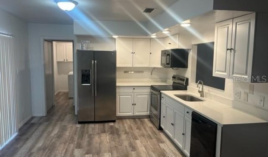 1037 APOLLO BEACH Blvd D, Apollo Beach, FL 33572 - 3 Beds, 2 Bath