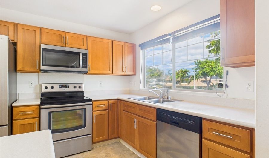91-1201 Kamaaha Ave 705, Kapolei, HI 96707 - 3 Beds, 2 Bath