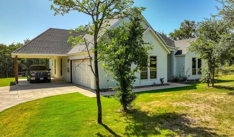 1052 Resolute Rd, Millsap, TX 76066 - 4 Beds, 2 Bath