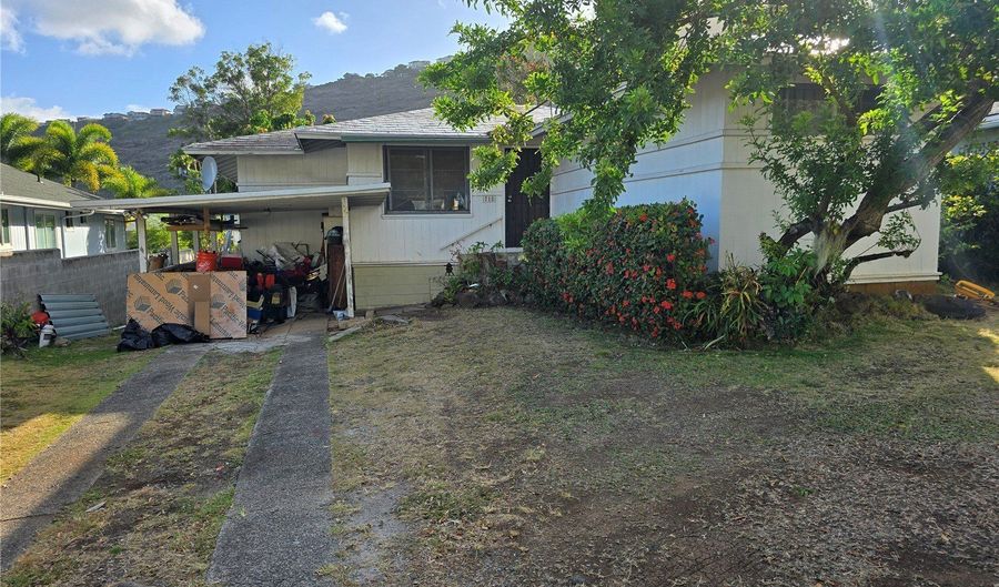 718 Hind Iuka Dr, Honolulu, HI 96821 - 3 Beds, 1 Bath