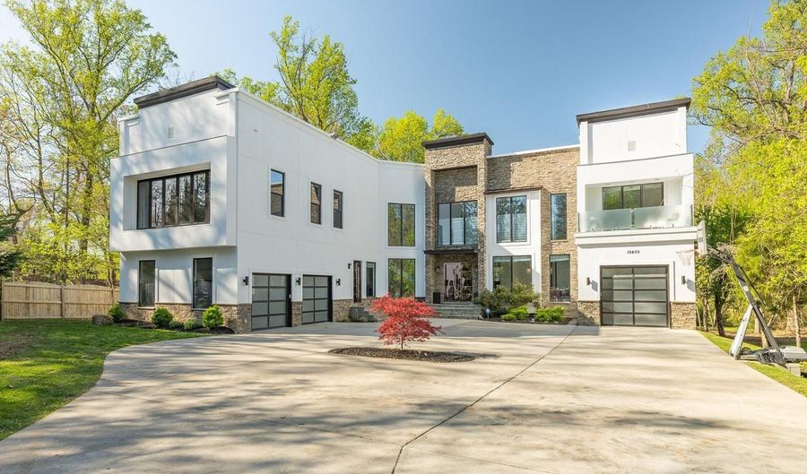 10405 BOSWELL Ln, Potomac, MD 20854 - 6 Beds, 9 Bath