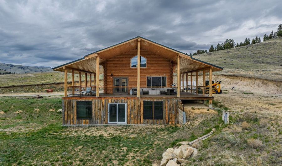 51 Wood Creek Rd, Boulder, MT 59632 - 4 Beds, 3 Bath