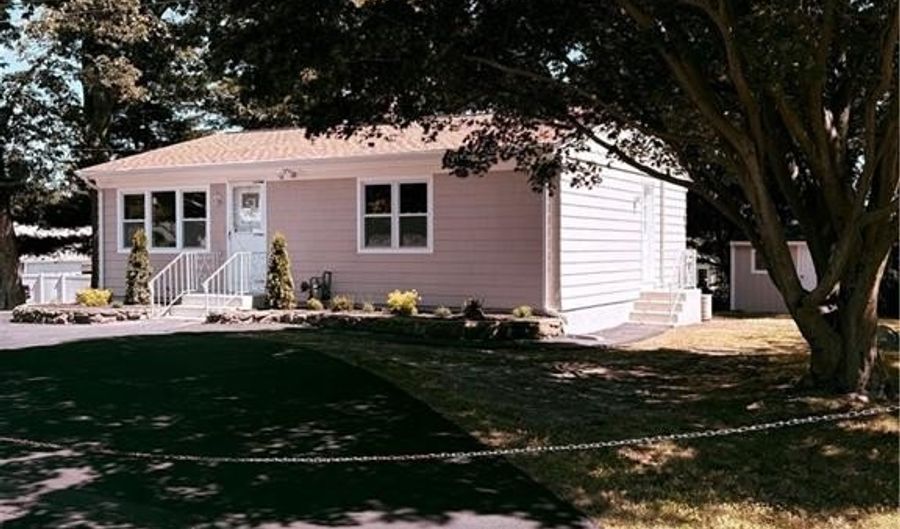 1 Colony Dr, Johnston, RI 02919 - 2 Beds, 2 Bath
