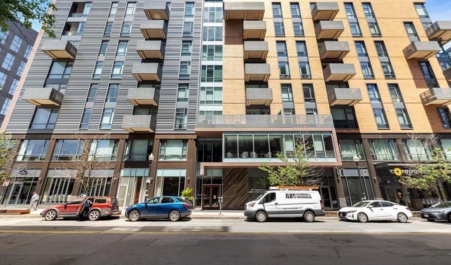32 Traveler St #701, Boston, MA 02118 - 3 Beds, 3 Bath