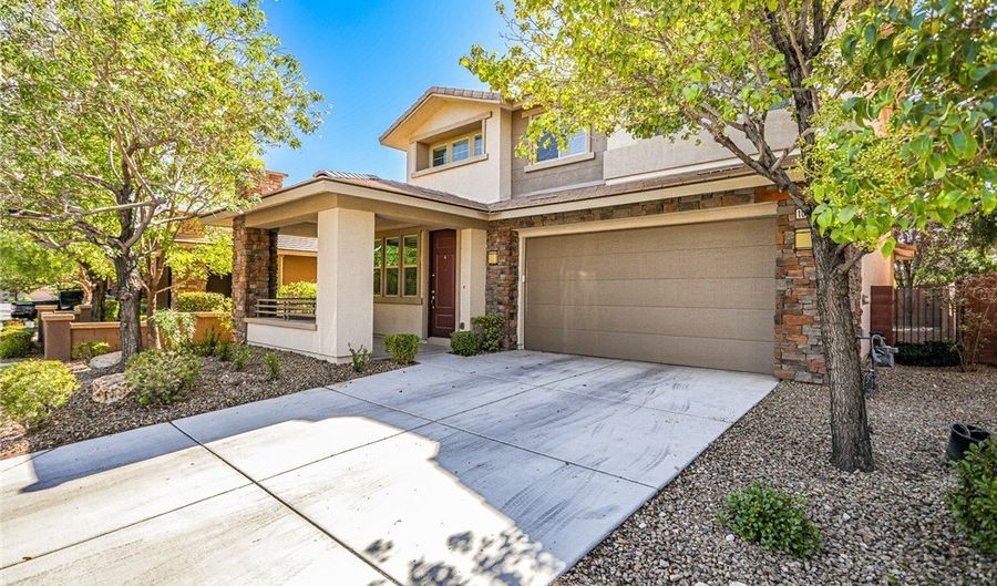 10567 Tranquil Glade Ln, Las Vegas, NV 89135 - 3 Beds, 3 Bath