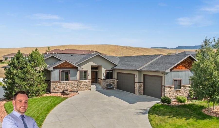 2819 Palmer Dr, Casper, WY 82601 - 5 Beds, 4 Bath