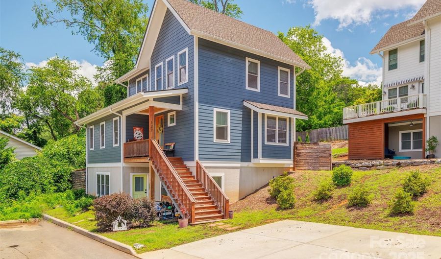 127 Alma Ln, Asheville, NC 28806 - 4 Beds, 4 Bath