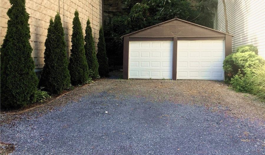 1004 Goehring 2, Portage, PA 15212 - 2 Beds, 1 Bath
