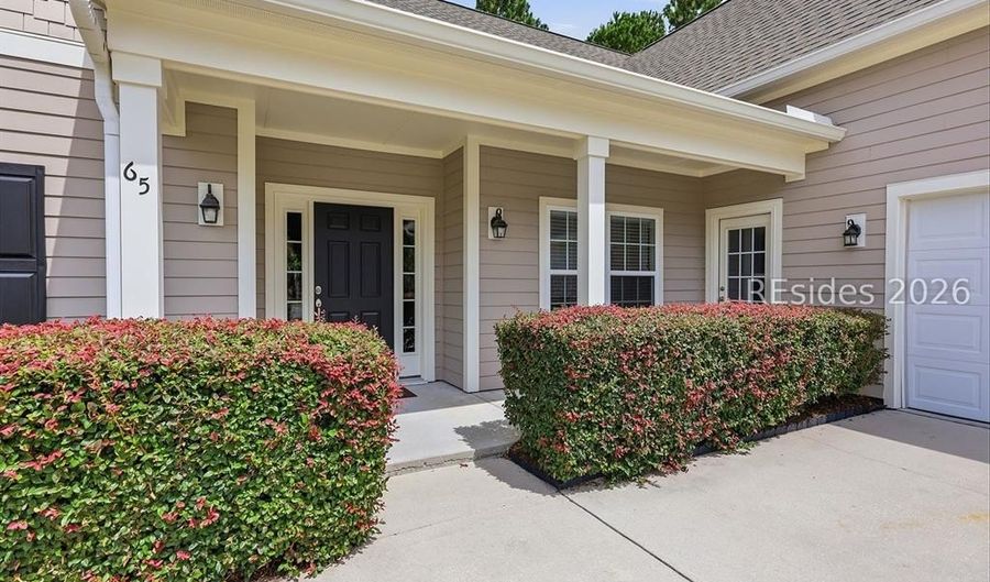 65 Lakes Xing, Bluffton, SC 29910 - 4 Beds, 3 Bath