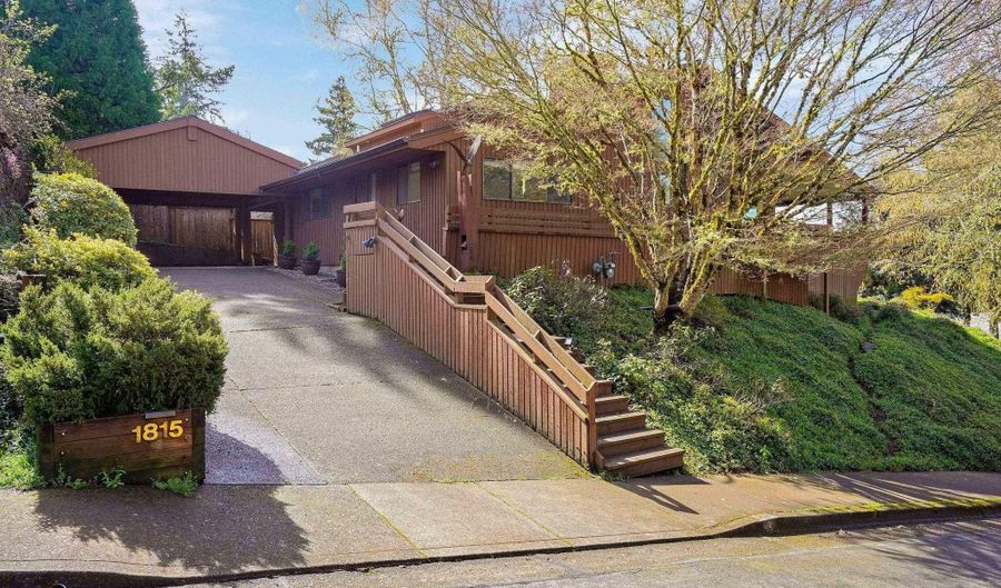 1815 NW Sunview Dr, Corvallis, OR 97330 - 2 Beds, 3 Bath