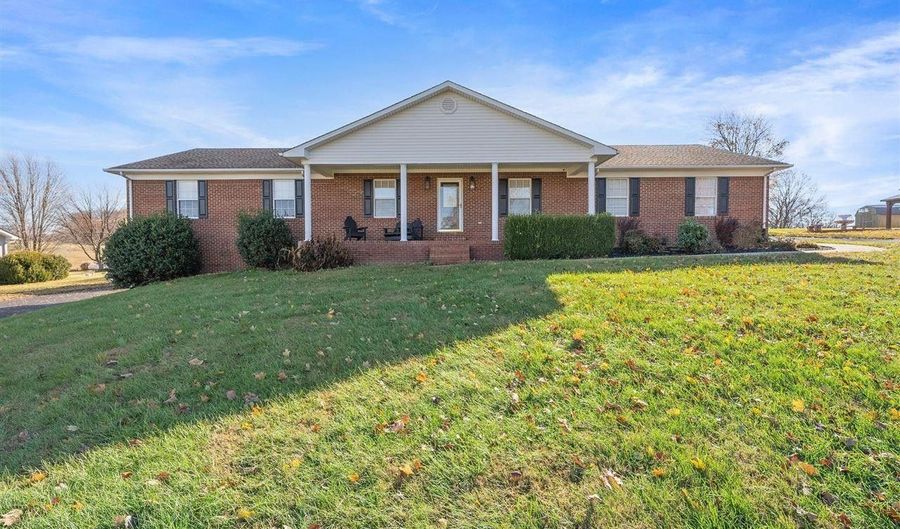 3087 S Fork Rd, Glasgow, KY 42141 - 3 Beds, 2 Bath