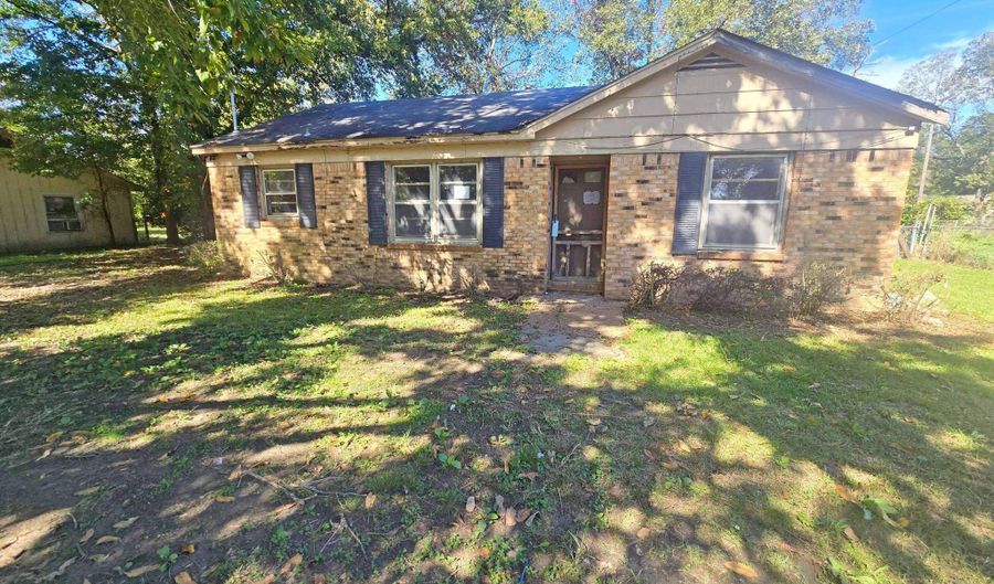 105 Sweethome Rd, Belzoni, MS 39038 - 3 Beds, 2 Bath