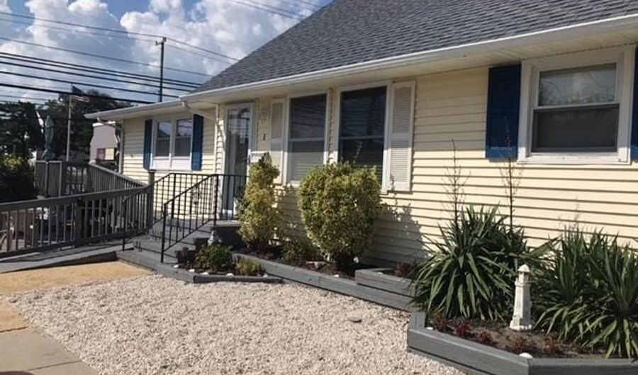 1 E 29th St, Beach Haven, NJ 08008 - 4 Beds, 3 Bath