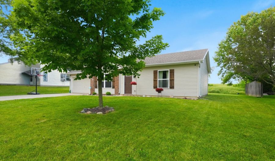 210 Sammy Dr, Avilla, IN 46710 - 3 Beds, 1 Bath