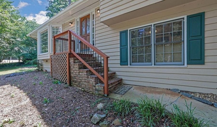 4619 Forest Pl, Cumming, GA 30041 - 3 Beds, 3 Bath